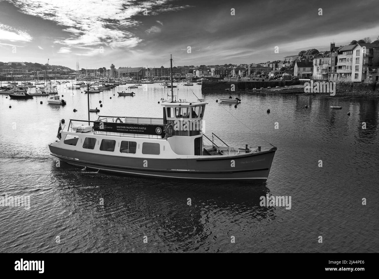 Traghetto a Falmouth, Cornovaglia in bianco e nero Foto Stock
