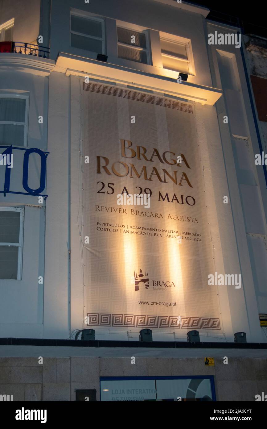 Evento sociale della città di Braga Romana nel Portogallo del Nord. Reviver Bracara Augusta. Eventi notturni in Portogallo. Foto Stock