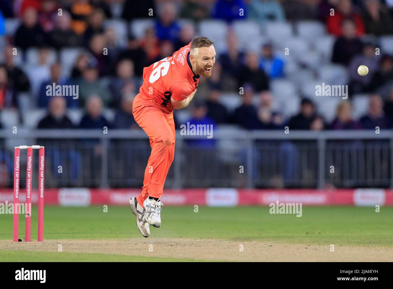 Manchester, Regno Unito. 27th maggio 2022. Danny Lamb bowling per Lancashire Lightning a Manchester, Regno Unito il 5/27/2022. (Foto di Conor Molloy/News Images/Sipa USA) Credit: Sipa USA/Alamy Live News Foto Stock