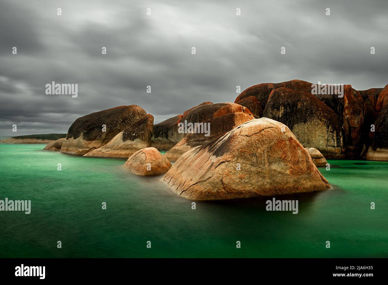 Rocce di elefante splendidamente sagomate nel Parco Nazionale di William Bay. Foto Stock