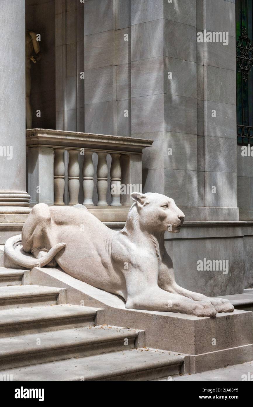 Statue senza leone sono presentate presso la Morgan Library and Museum a Murray Hill, New York City, USA 2022 Foto Stock