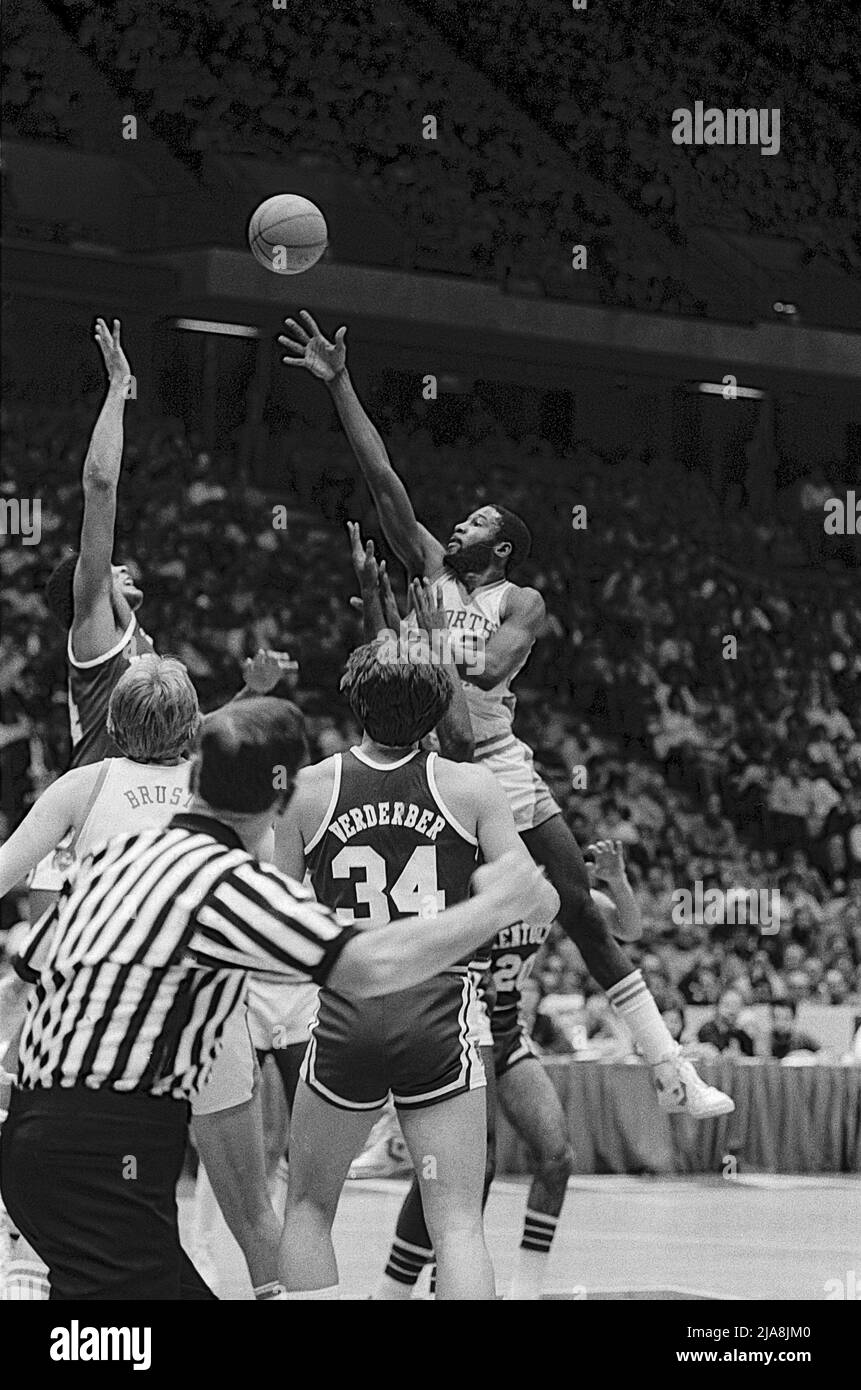 James worthy, Carolina del Nord, 1981 North Carolina vs Kentucky Colleger Basketball Foto Stock