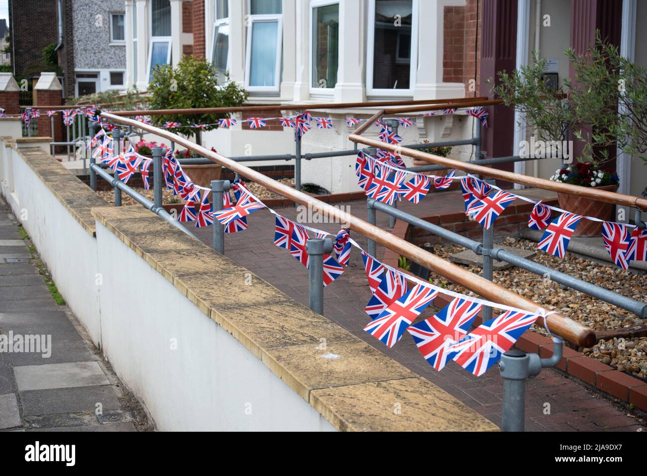 Le Migliori Offerte Bandiera Della Regina Elisabetta Online - Foto 12