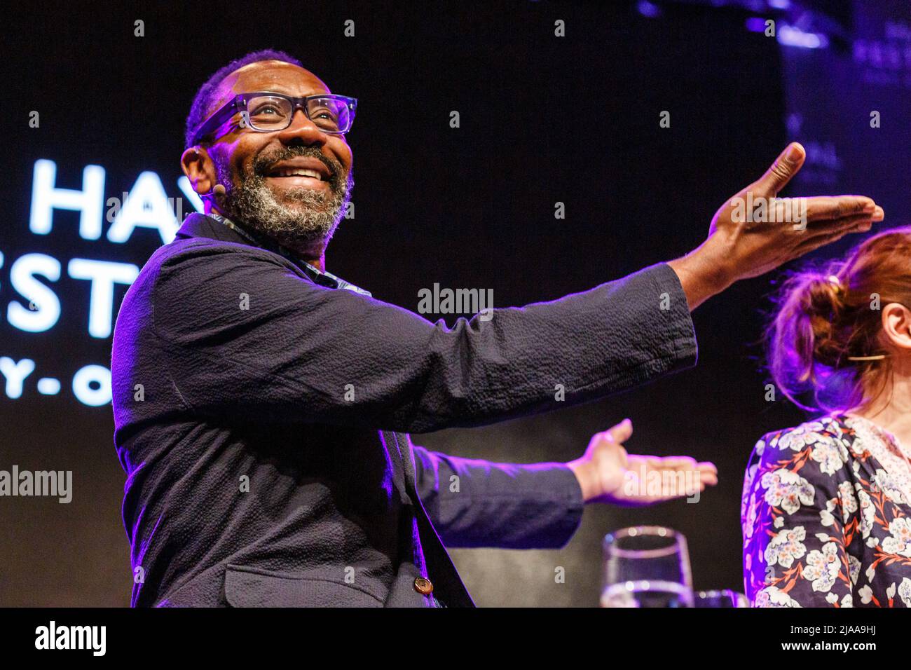 Lenny Henry parla di My Name è Leon al Festival di Hay 35th. Foto Stock