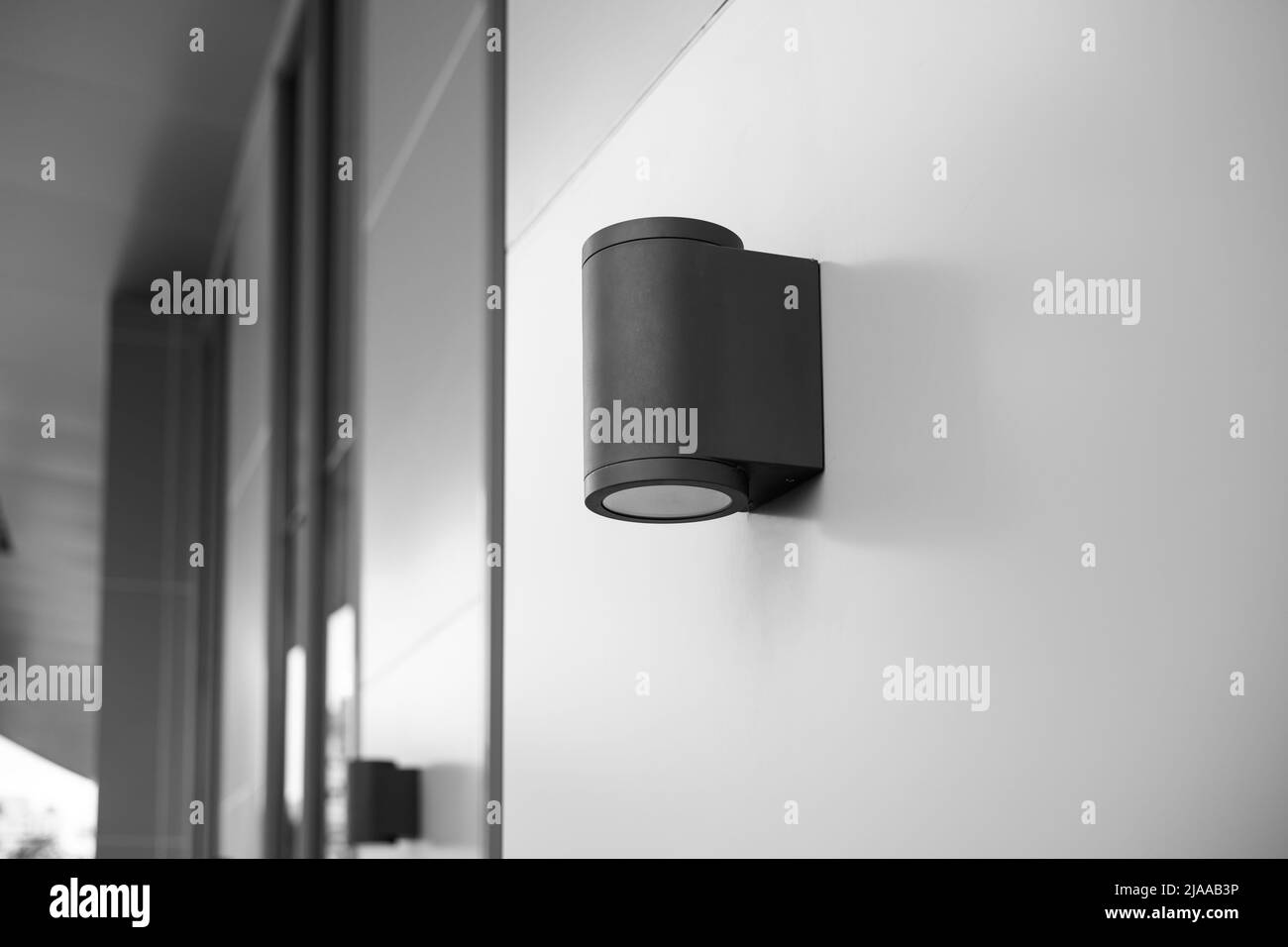 lampada da incasso per esterni montaggio a parete design moderno per uffici Foto Stock