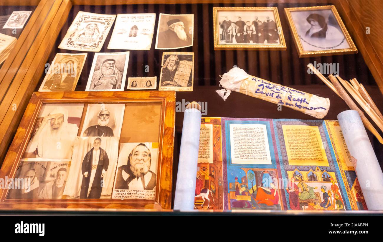 Foto antiche, esponenti a Bayt Dakira, Museo della cultura ebraica e del giudaismo a Essaouira, Marocco Foto Stock