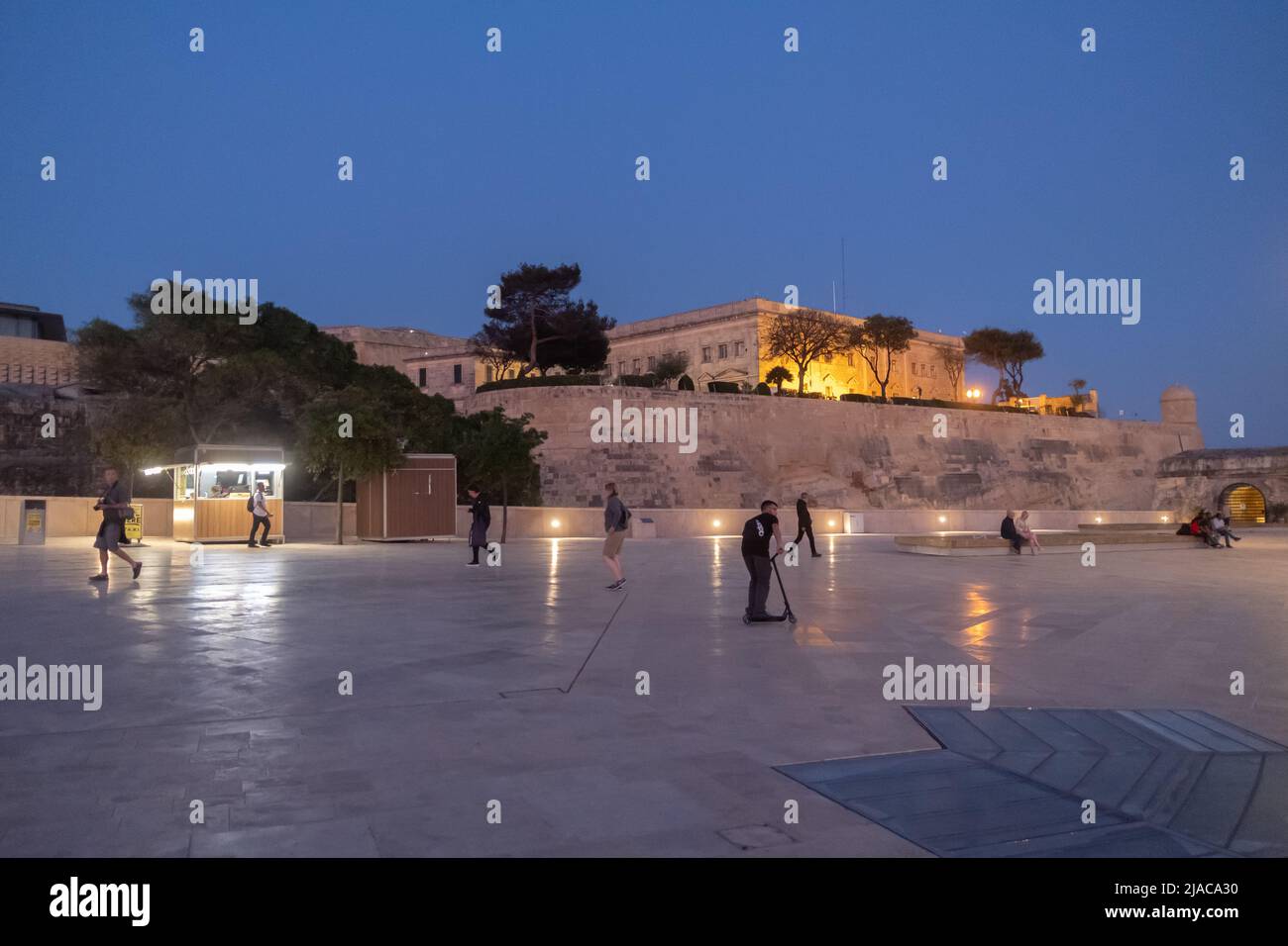 Ingresso della città Piazza, la Valletta, Malta Foto Stock