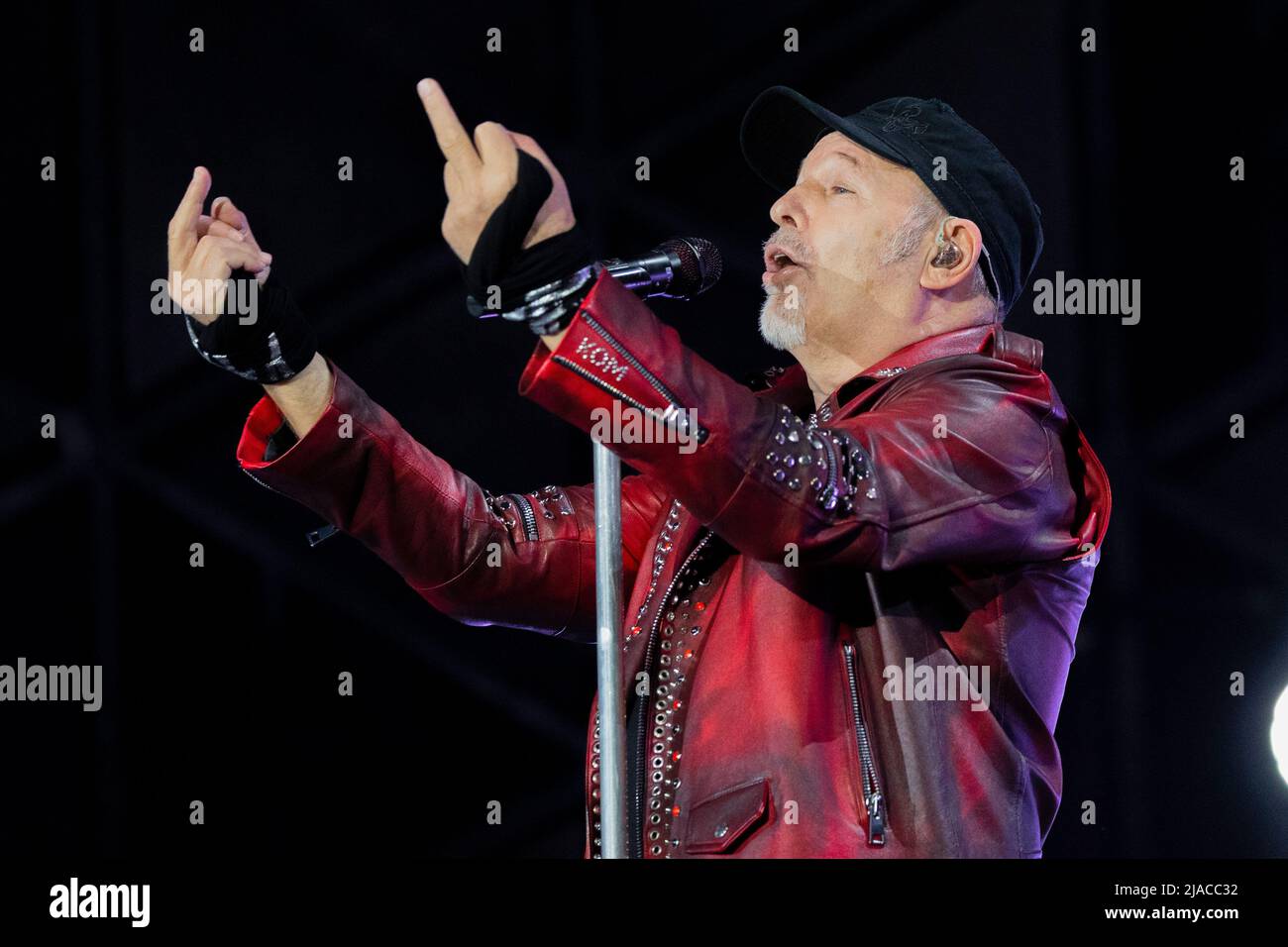 Italia 28 Maggio 2022 Vasco Rossi - il Blasco - concerto dal vivo all'Autodromo Enzo e Dino Ferrari Imola © Andrea Ripamonti / Alamy Foto Stock