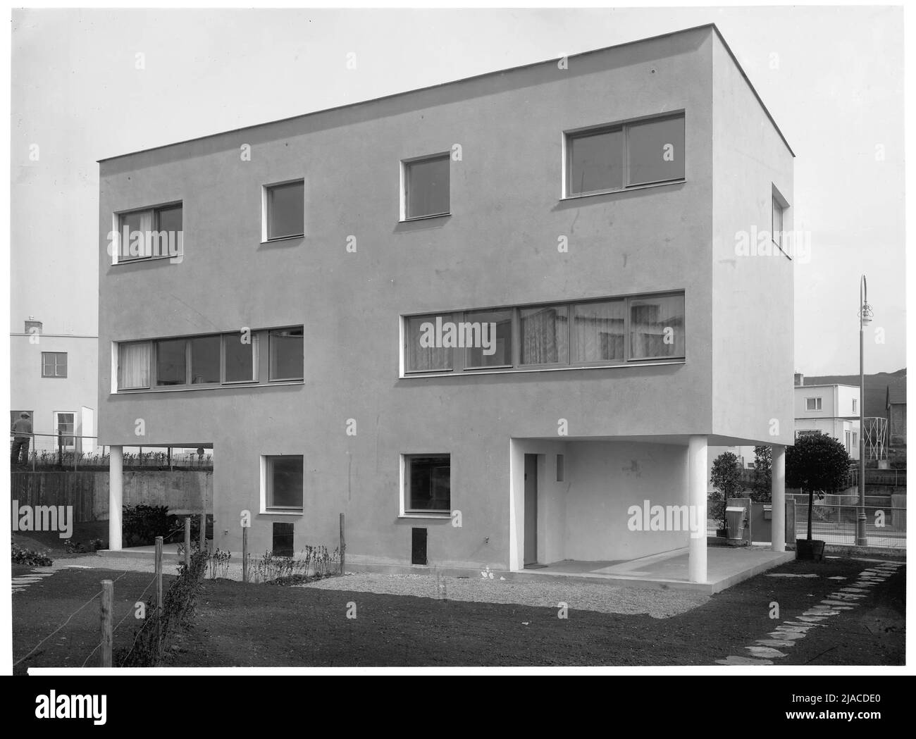 Werkbundsiedlung, Haus 67 e 68 (13th, Woinovichgasse 10-12). Martin Gerlach jun. (1879-1944), fotografo, Gabriel Guevrekian (1892-1970), architetto Foto Stock