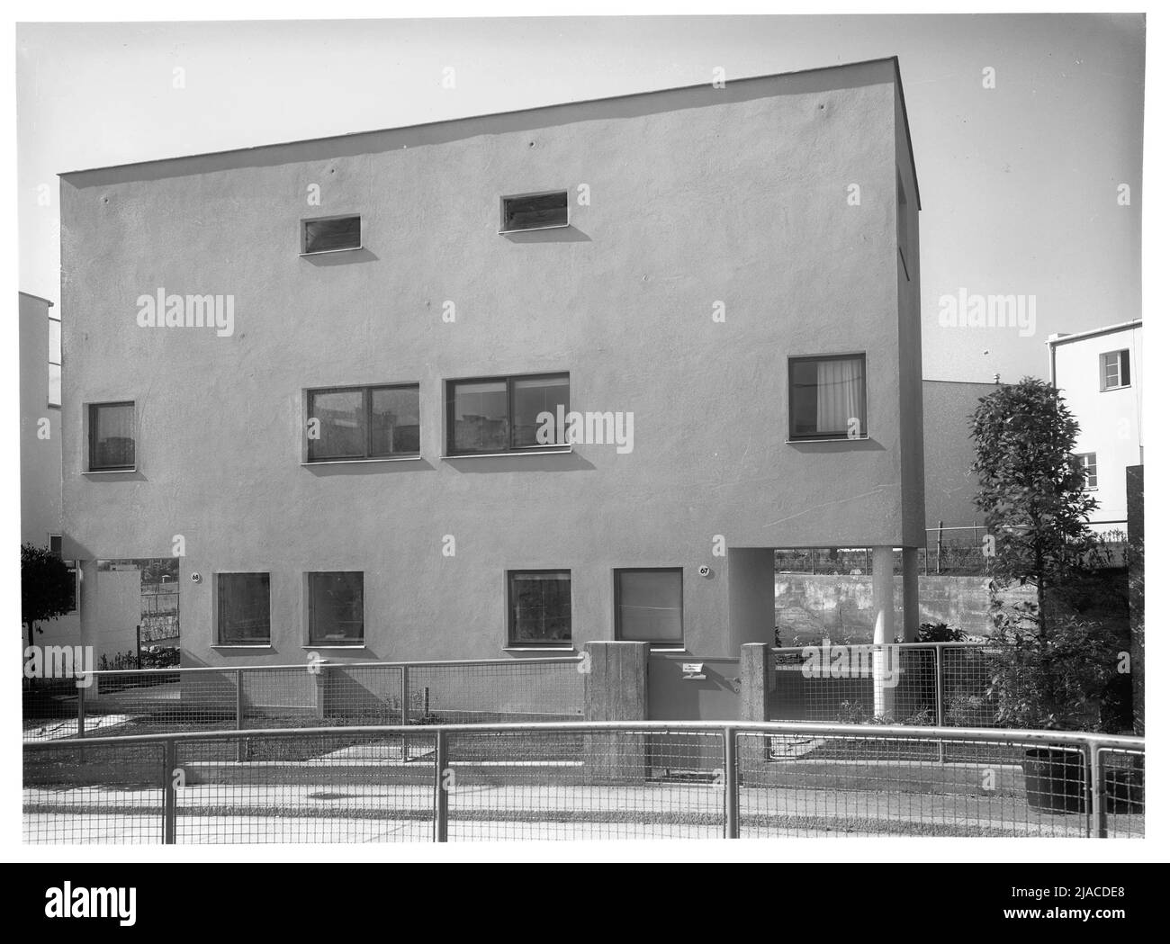 Werkbundsiedlung, Haus 67 e 68 (13th, Woinovichg. 10-12). Martin Gerlach jun. (1879-1944), fotografo, Gabriel Guevrekian (1892-1970), architetto Foto Stock