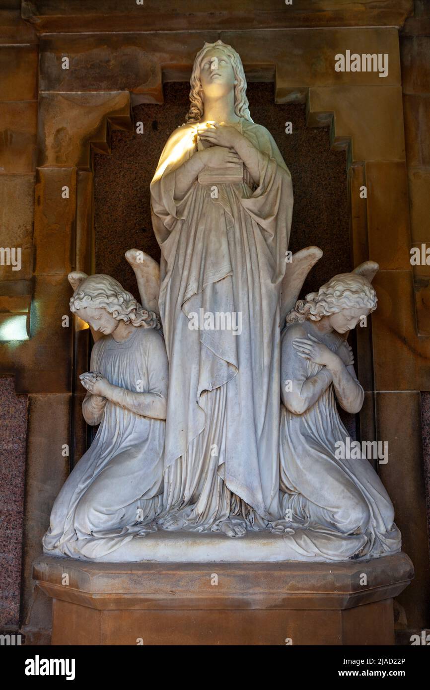 Necropoli di Glasgow: "Città dei morti" vittoriana, vicino alla cattedrale di Glasgow, con monumenti commemorativi di John Knox e altri importanti scozzesi Foto Stock