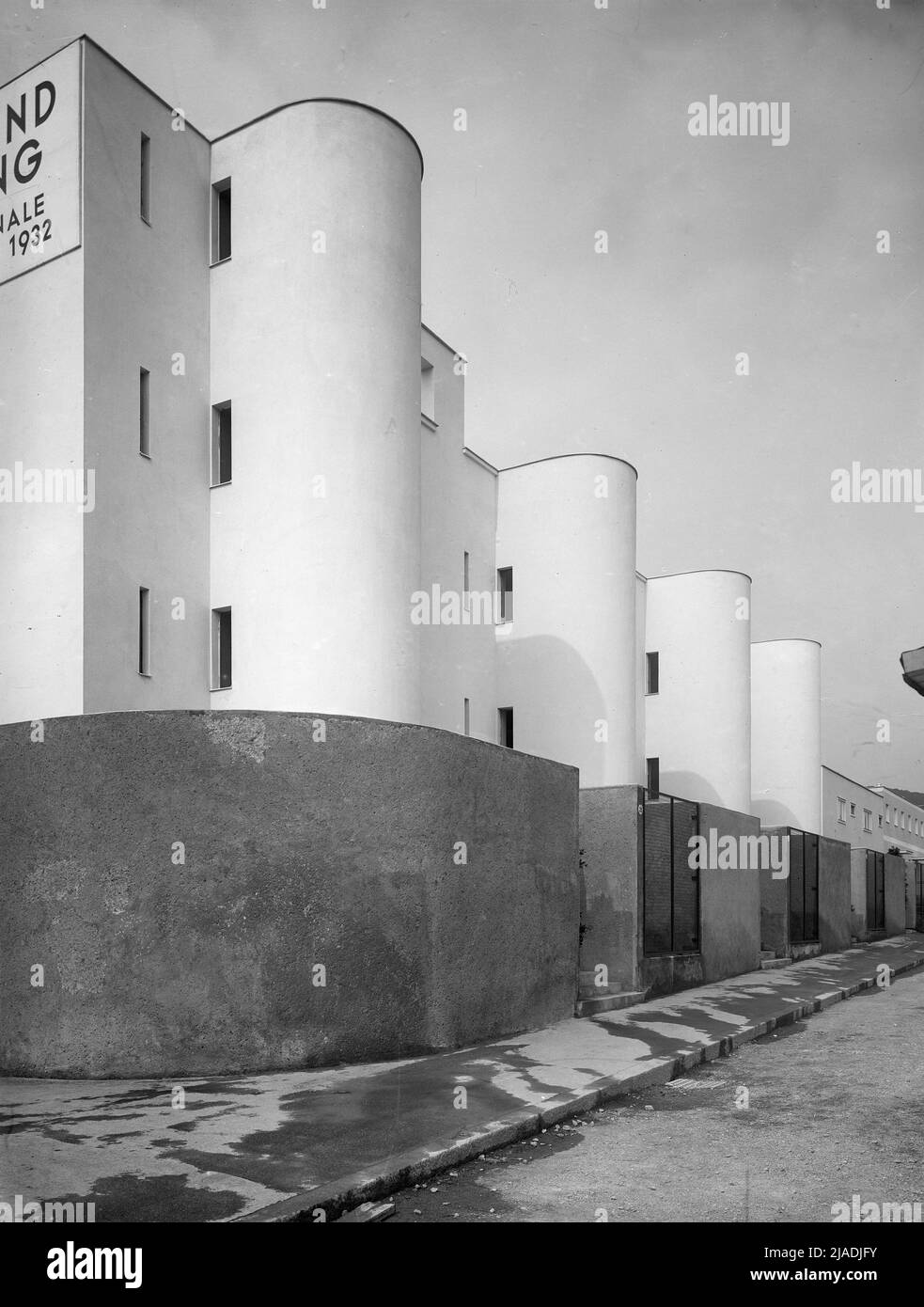 Werkbundsiedlung, Haus 25-28 (13th, Veitingergasse 87-93): Lato strada. Martin Gerlach jun. (1879-1944), fotografo, André Lurat (1892-1970), architetto Foto Stock