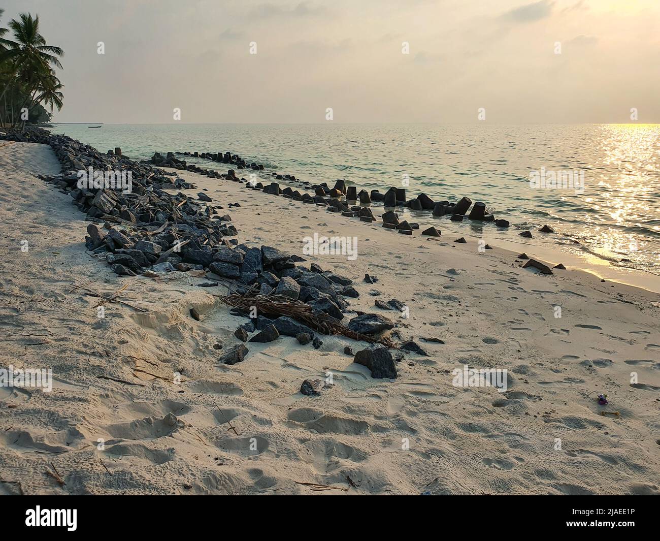 Lakshadweep, India - 12 marzo 2022: Lakshadweep spiaggia su agatti in serata Foto Stock