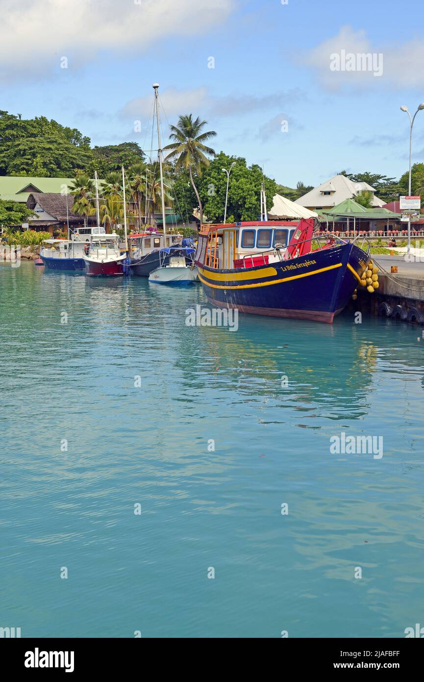 Porto dell'isola la Digue, Seychelles Foto Stock
