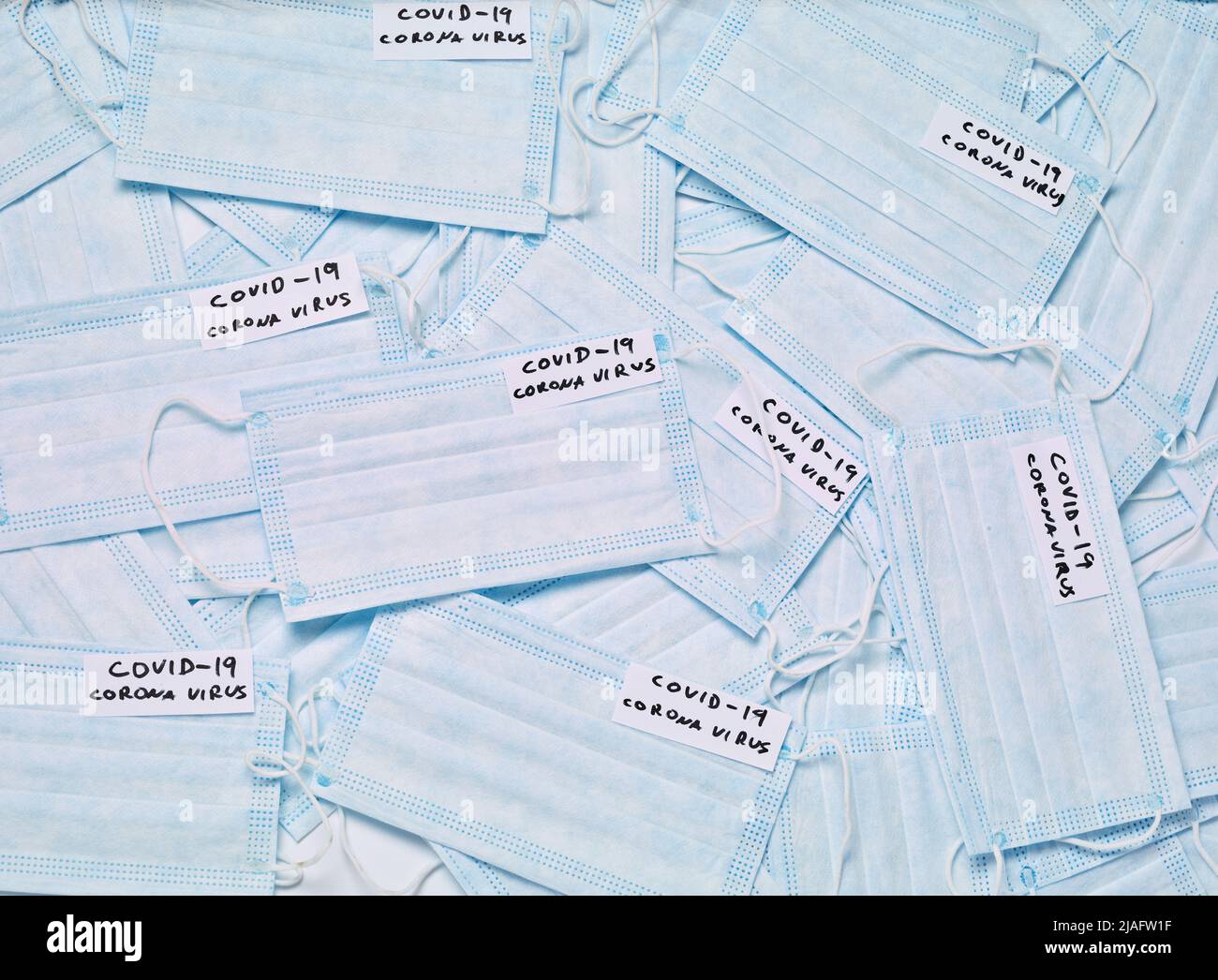 maschera protettiva virus corona coronavirus protezione epidemia influenza malattia medica medicina sanità sicurezza Foto Stock