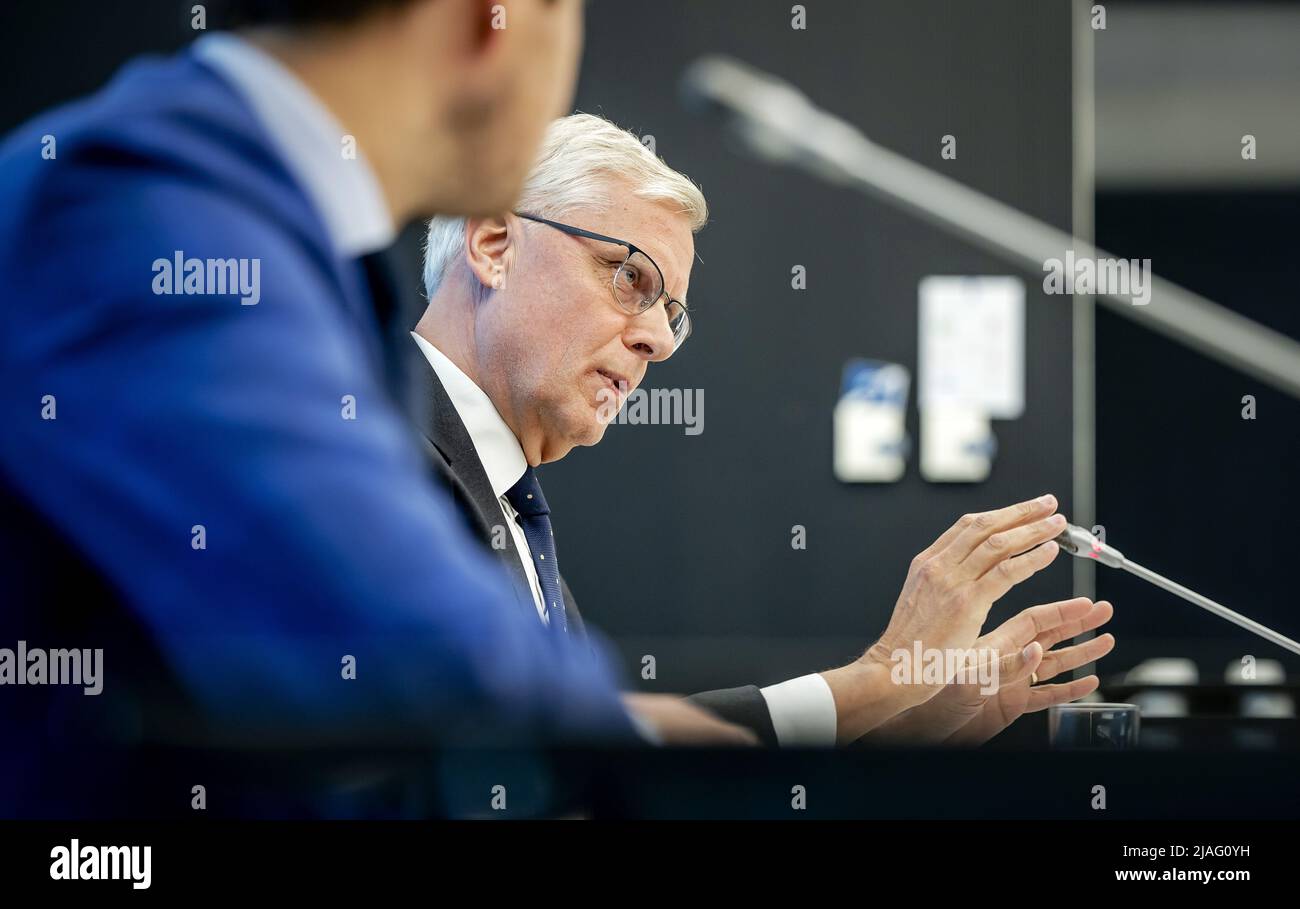 2022-05-30 13:49:28 L'AIA - Segretario di Stato van rij della fiscalità e delle autorità fiscali durante un briefing stampa sul razzismo istituzionale alle autorità fiscali. In precedenza è stato annunciato che il gabinetto riconoscerà che una parte dell'amministrazione fiscale e doganale è stata soggetta a razzismo istituzionale. ANP ROBIN VAN LONKHUIJSEN olanda OUT - belgio OUT Foto Stock