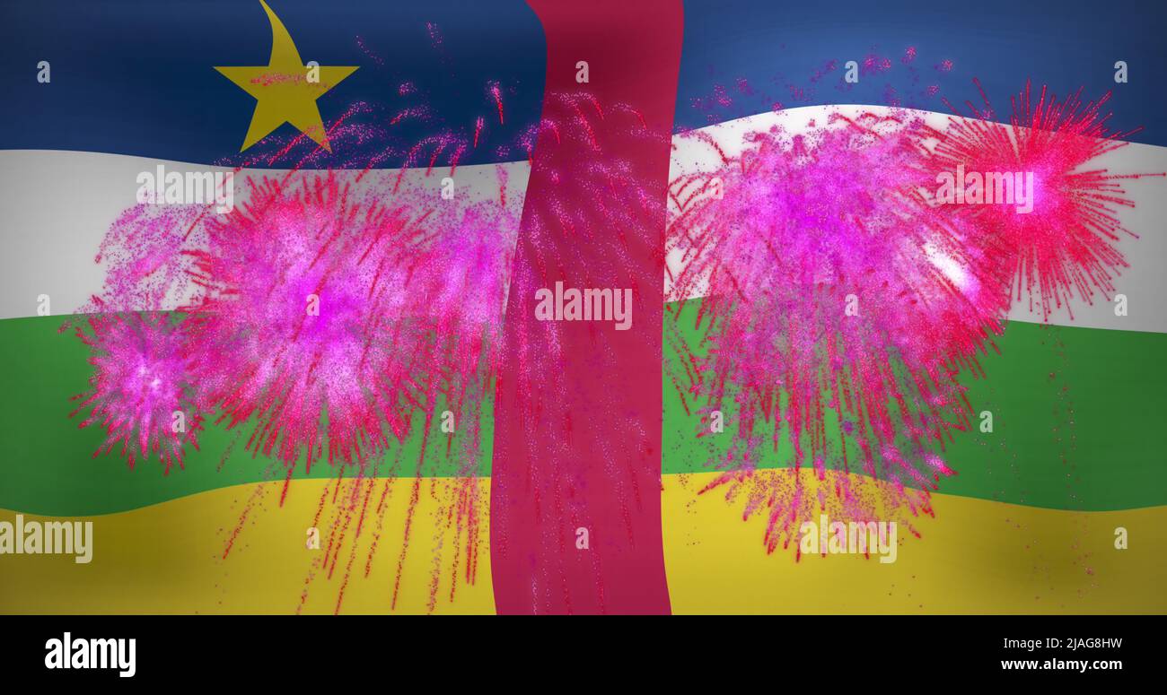 Immagine dei fuochi d'artificio sulla bandiera della repubblica dell'africa centrale Foto Stock