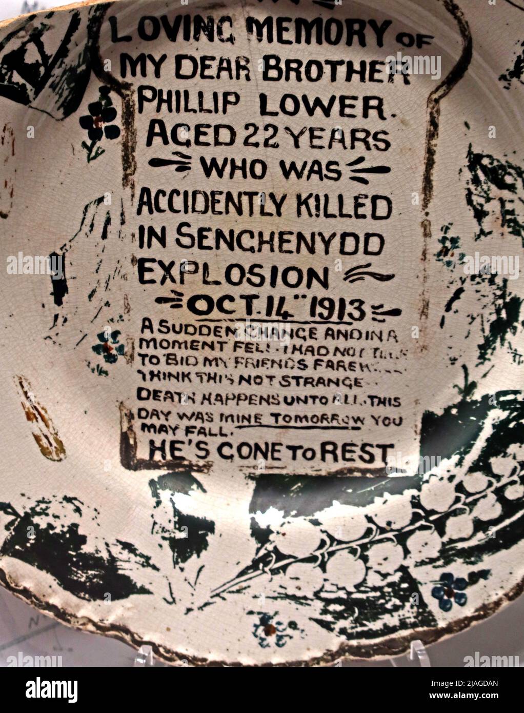 Memorial Plate, Phillip Lower, di 22 anni, che è stato accidentalmente ucciso, in Senchenydd Explosion, ottobre 14th 1913 Foto Stock