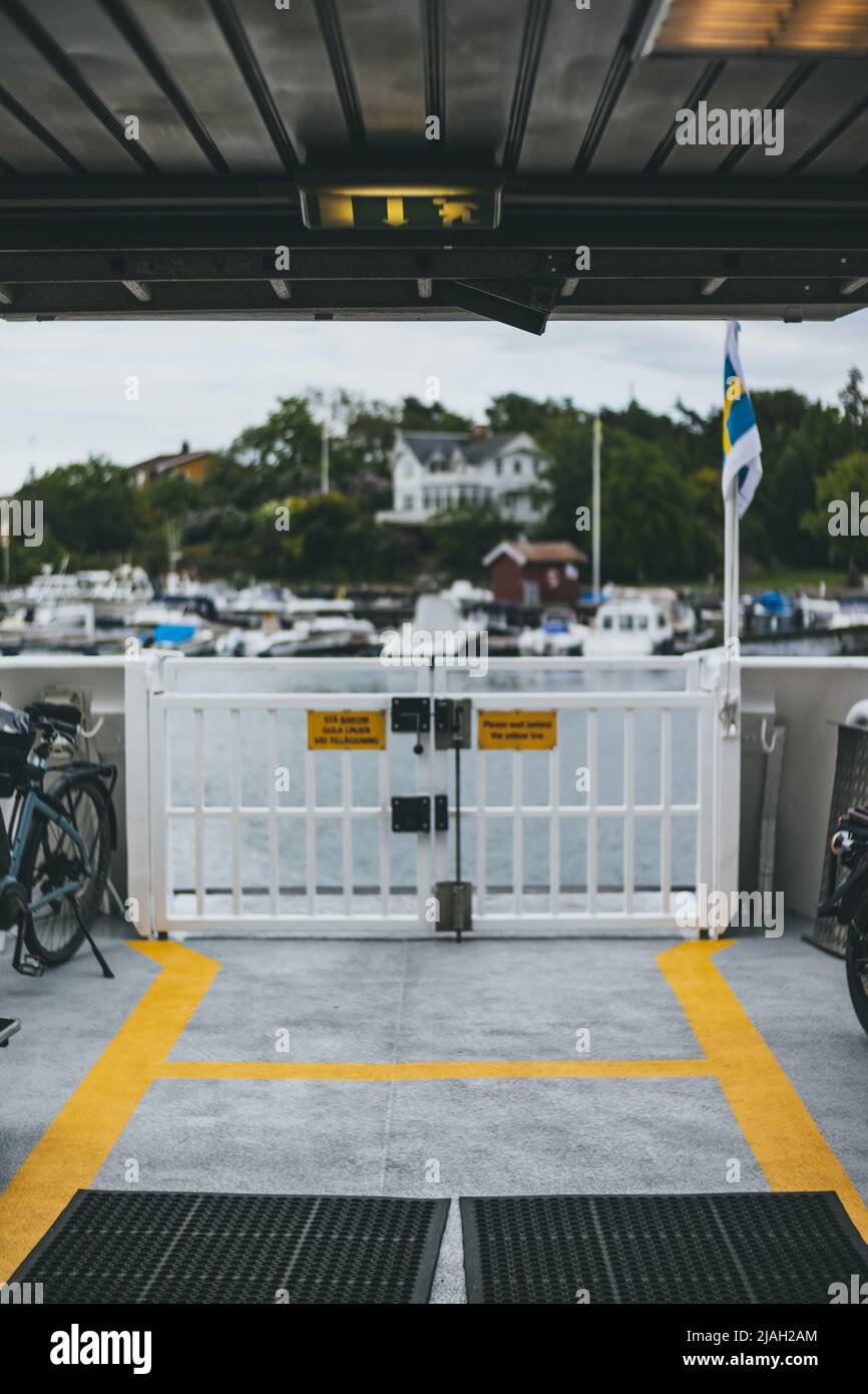 Porta in barca in mare a goteborg svezia. Foto Stock