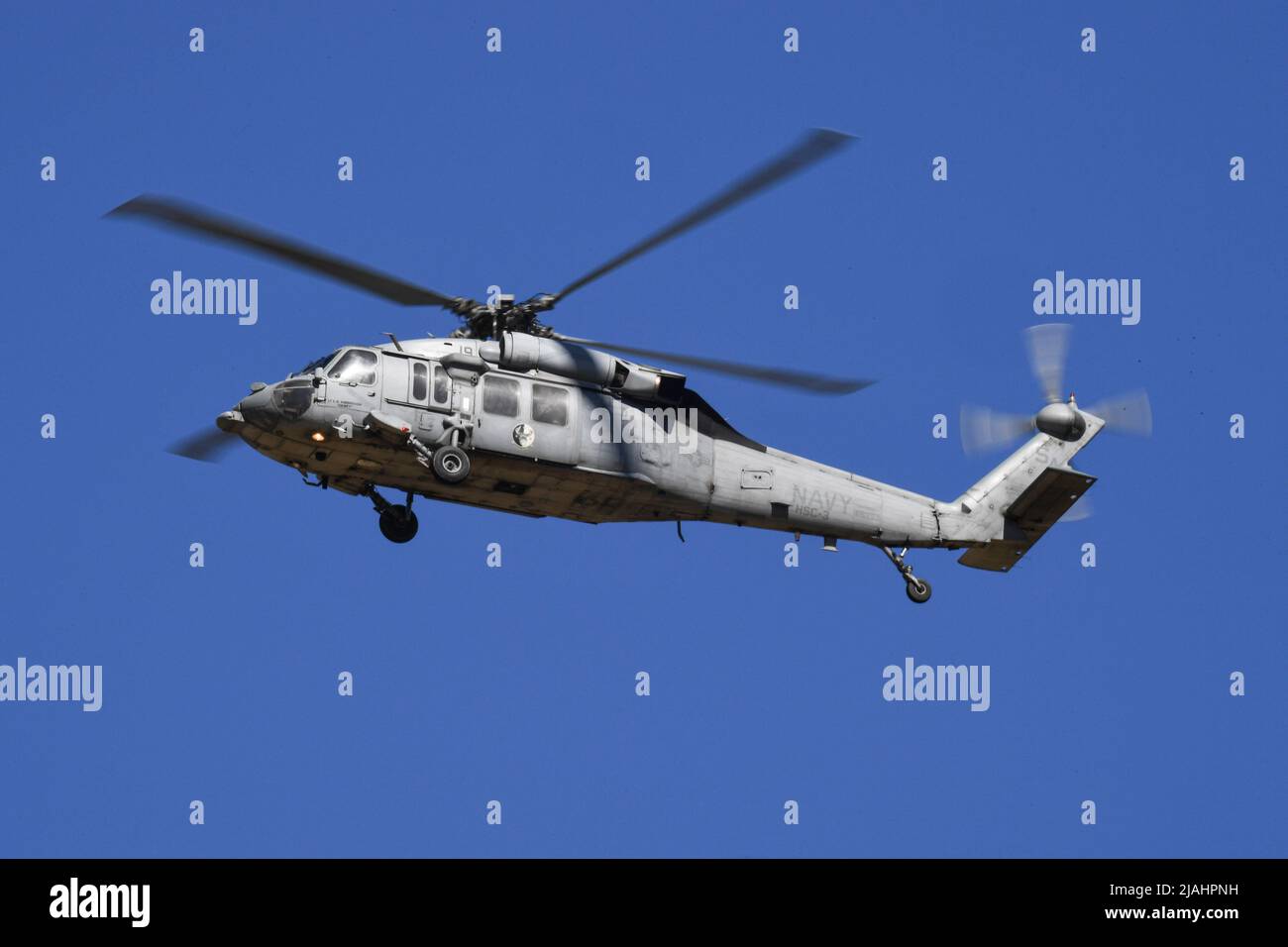 MH-60s da HSC-3 Merlins su approccio a NAF El Centro, California Foto Stock