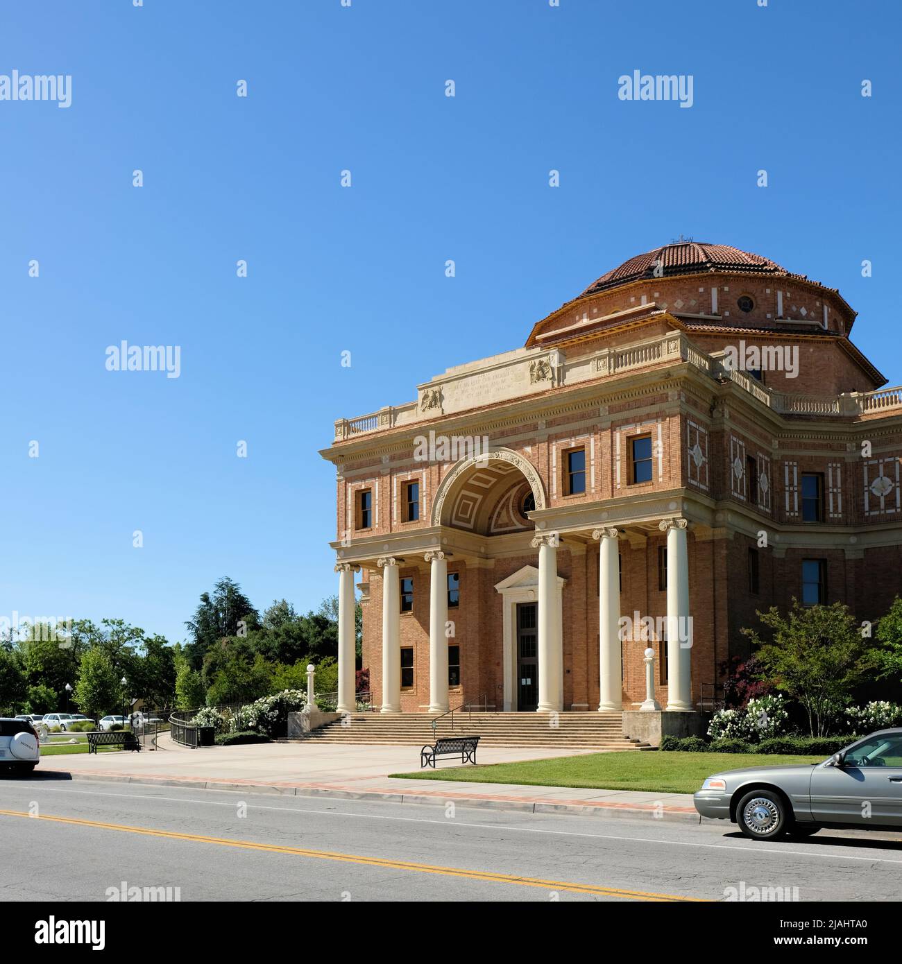 L'Atascadero, il Municipio della California, o Rotunda, costruito nel 1918; progettato dall'architetto Walter D. Bliss; California state Historical Landmark 958. Foto Stock