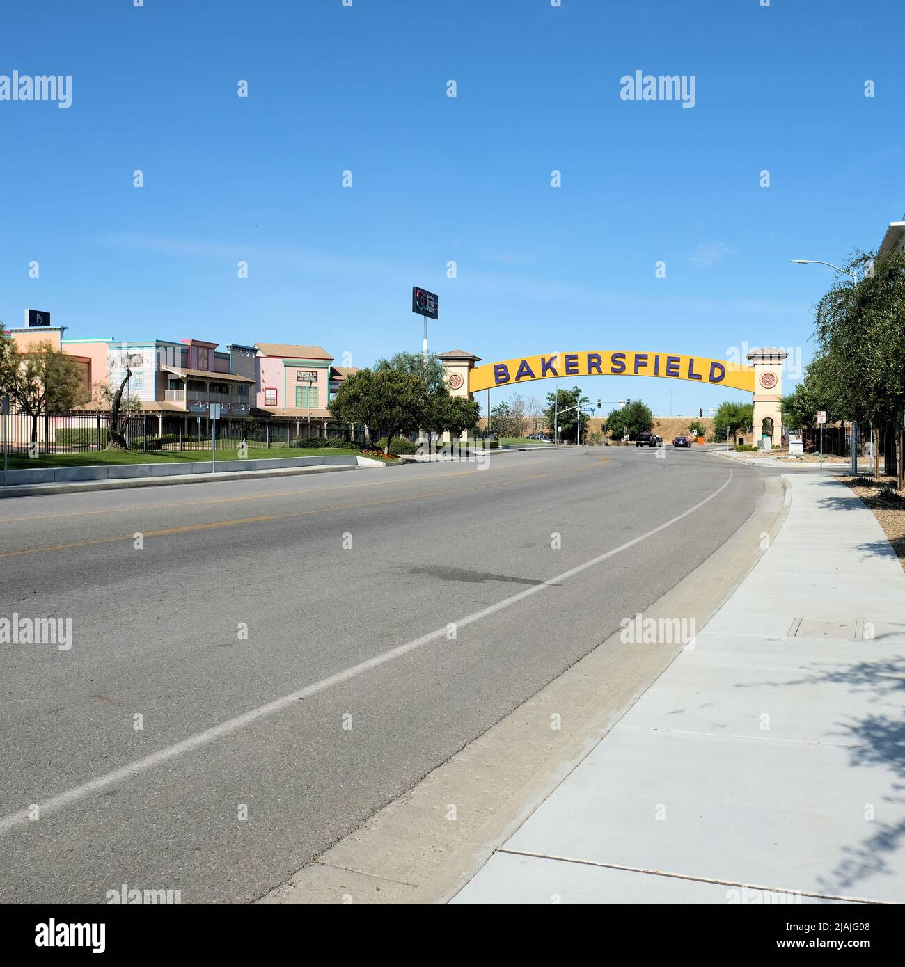 Cartello Bakersfield a Bakersfield, California, USA; punto di riferimento locale all'angolo tra Sillect Avenue e Buck Owens Boulevard vicino al centro. Foto Stock