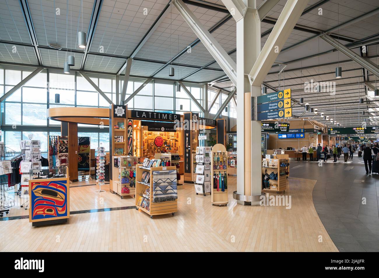 Il terminal internazionale dell'aeroporto internazionale di Vancouver, o YVR. Vancouver, British Columbia, Canada. Foto Stock
