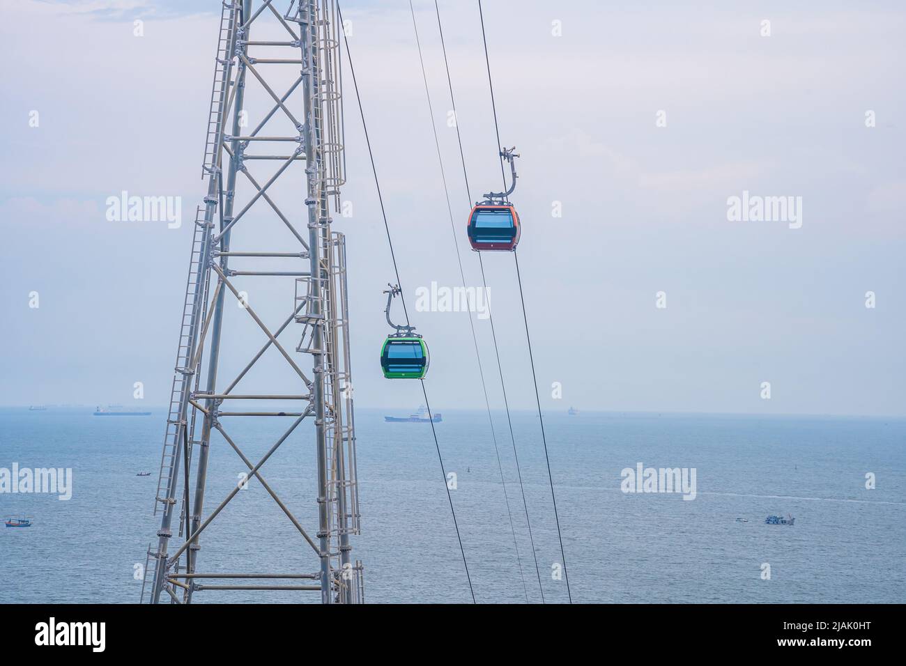 Ho May funivia e stazione sul monte Nui Lon nella città e costa di Vung Tau, Vietnam. Vung Tau è una famosa città costiera nel sud del Vietnam. Traversata Foto Stock