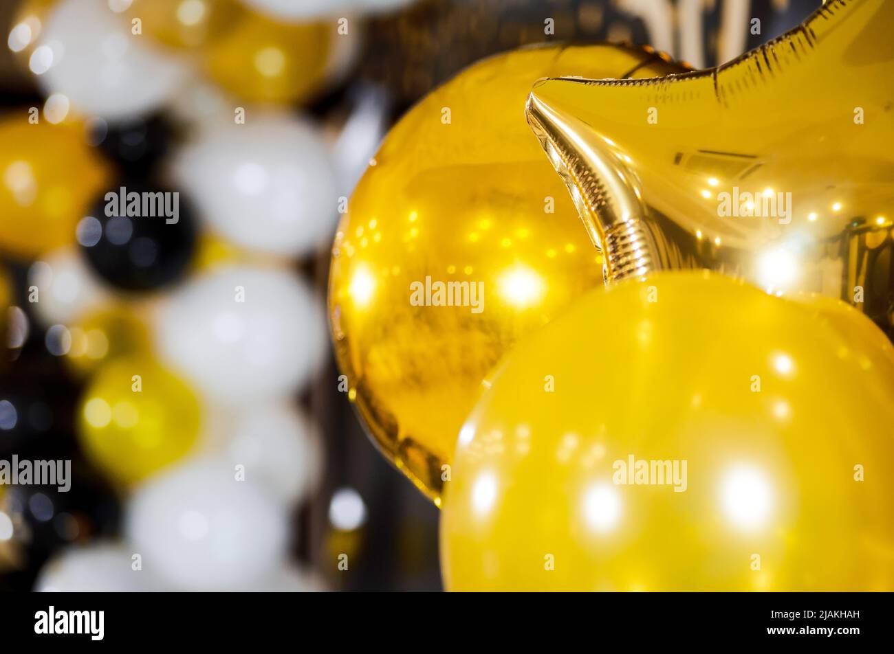 Pallone gonfiato ad elio immagini e fotografie stock ad alta risoluzione -  Alamy