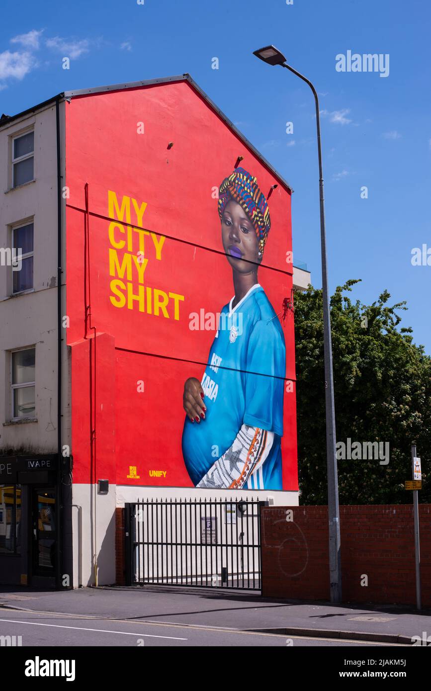 Il murale originale di James Street è stato dipinto su bianco, accidentalmente, i decoratori non pensando 'dovrei davvero fare questo?' Questo sito è stato Foto Stock Il murale originale di James Street è stato dipinto su bianco, accidentalmente, i decoratori non pensando 'dovrei davvero fare questo?' Questo sito è stato Foto Stock