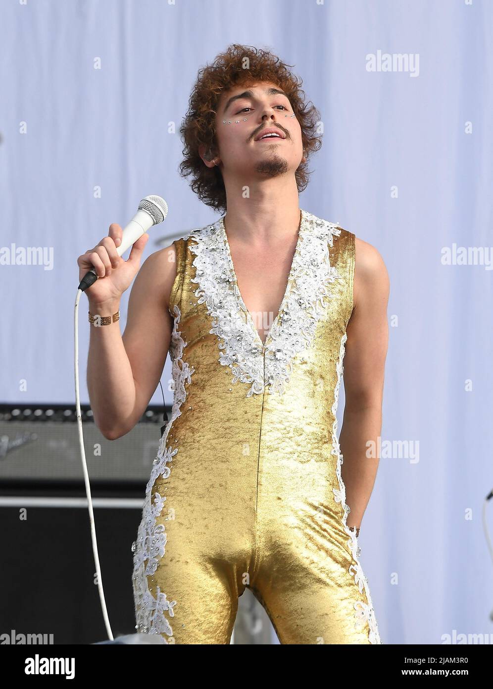 Greta Van Fleet - Josh Kiszka si esibisce durante la Napa Valley 2022 di BottleRock al Napa Valley Expo il 27 maggio 2022 a Napa, California. Foto: Casey Flanigan/imageSPACE/MediaPunch Foto Stock