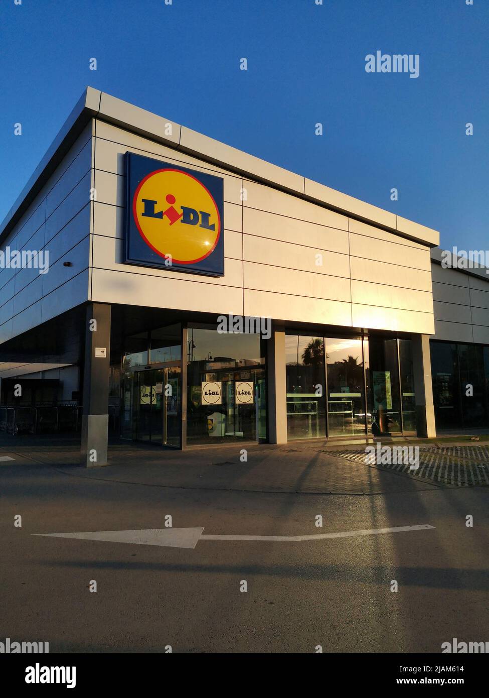 Lidl Supermarket a Mijas Costa, Malaga, Spagna. Foto Stock