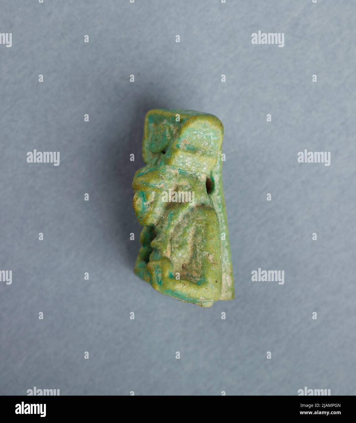 Frammento di un Amulet – Iside Foto Stock