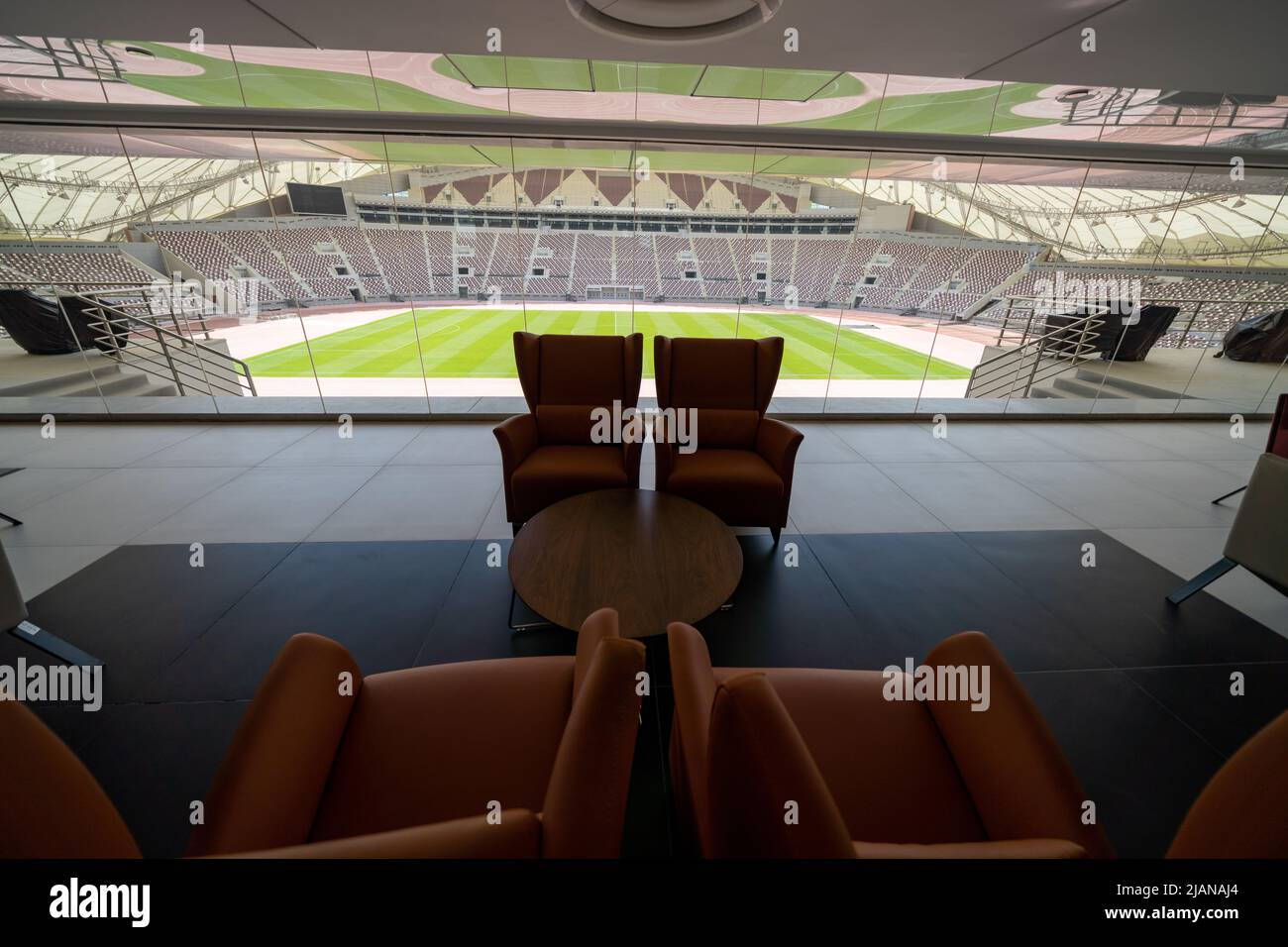 VIP Lounge allo Stadio Internazionale di Khalifa. L'arena da 40.000 posti è il più antico dei 8 stadi che ospiterà partite alla Coppa del mondo FIFA Qatar 2022 Foto Stock