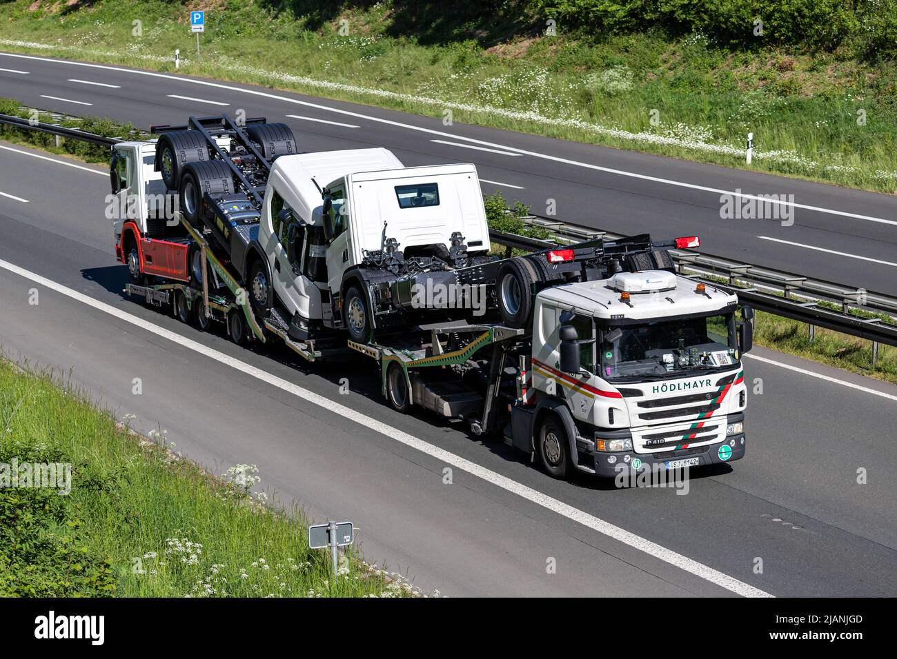 Hödlmayr Scania P410 sull'autostrada tedesca. Foto Stock
