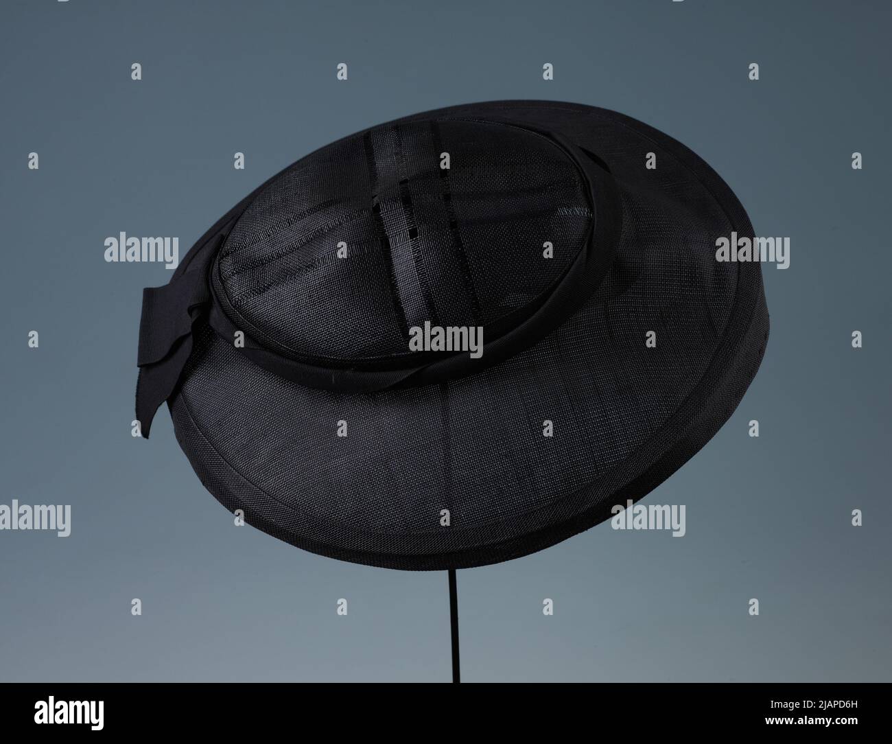 Cappello estivo sconosciuto Foto Stock