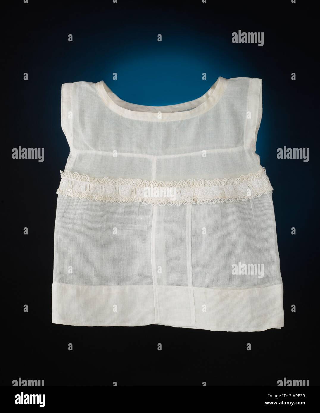 Abito da ragazza fatto di musiIn burro Foto Stock