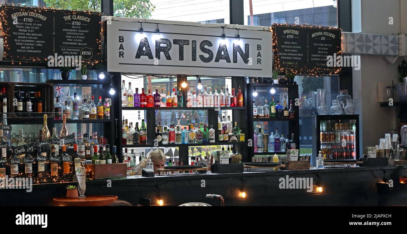 Bar Artisan, Warrington New Market, 2 Time Square, Cheshire, Inghilterra, Regno Unito, WA1 2NT Foto Stock