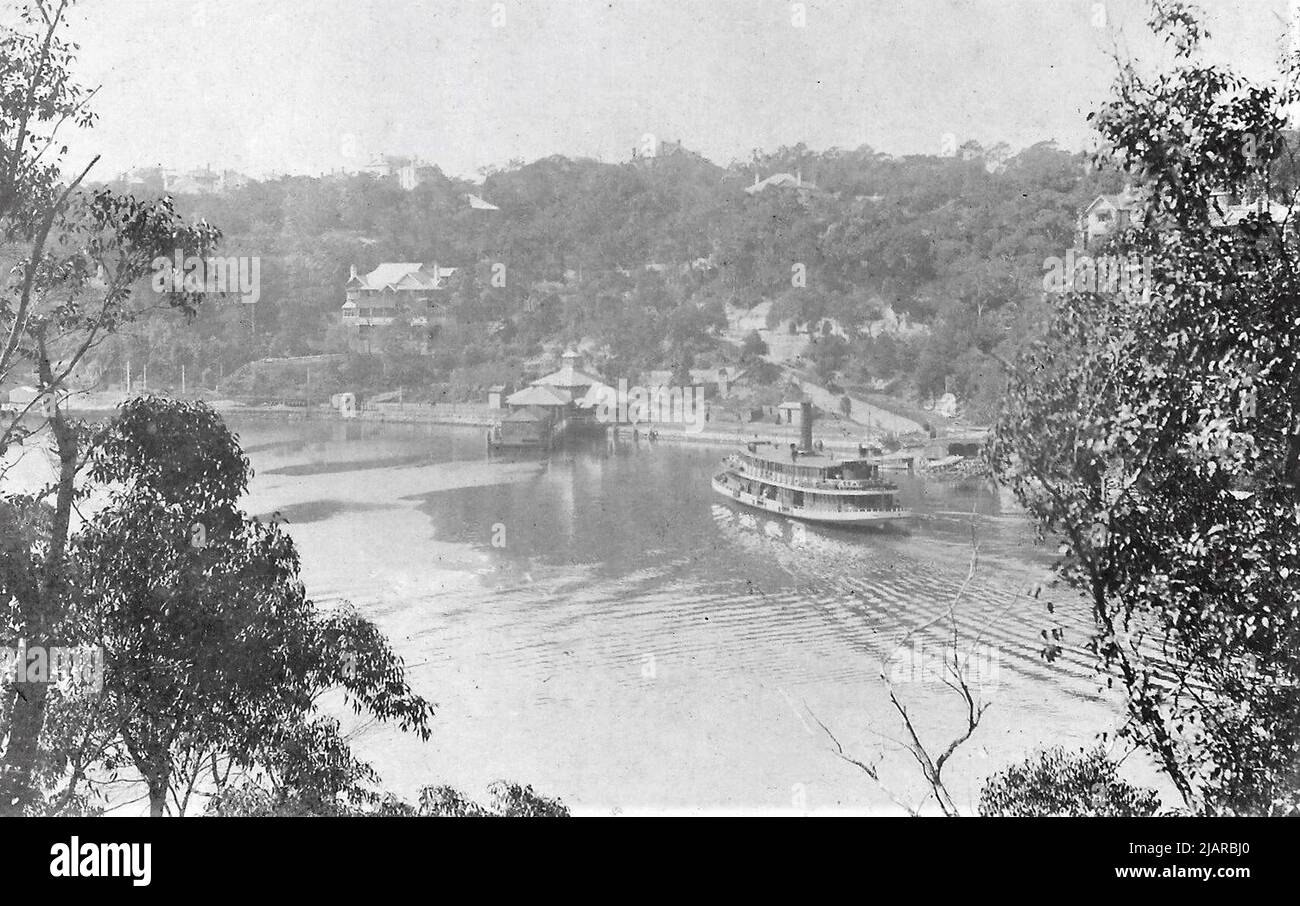 Traghetto di classe K di Sydney che si avvicina a Mosman Bay ca. 1904 Foto Stock