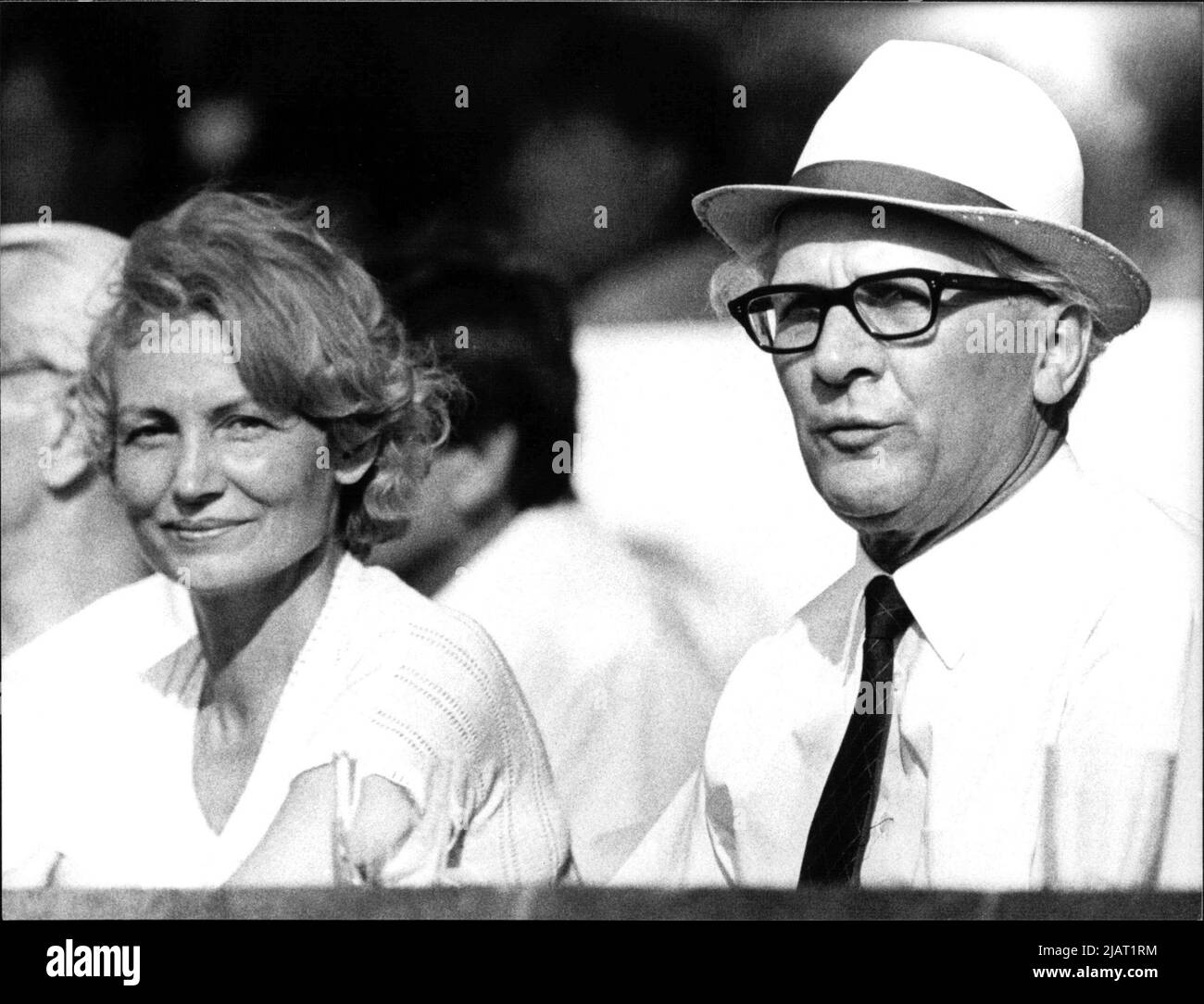 DDR-Staatsratsvorsitzender und Generalsekretär des ZK der SED Erich Honecker mit seiner Frau Margot Honecker, die zu dem Zeitpunkt das Amt der Ministerin für Volksbildung bekleidete, Foto Stock