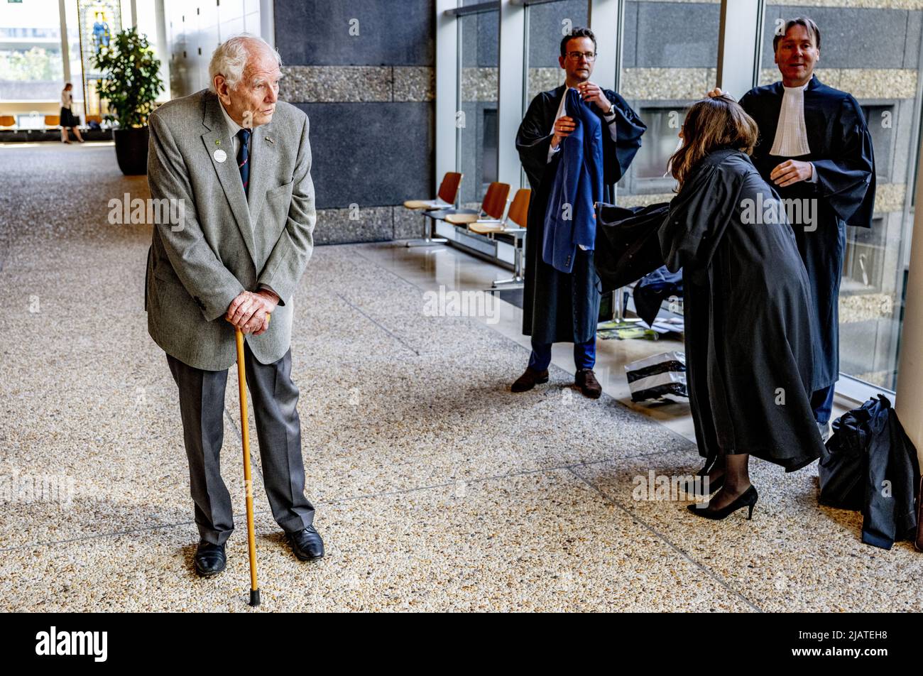 2022-06-01 09:49:26 L'AIA - Jan van Wagendonk in tribunale. La Corte statuirà nel caso in cui la Japanese Honorary debiti Foundation ha proposto contro lo Stato olandese per ottenere il risarcimento dei danni di guerra subiti dagli olandesi durante l'occupazione giapponese nelle ex Indie orientali olandesi. ANP ROBIN UTRECHT paesi bassi fuori - belgio fuori Foto Stock