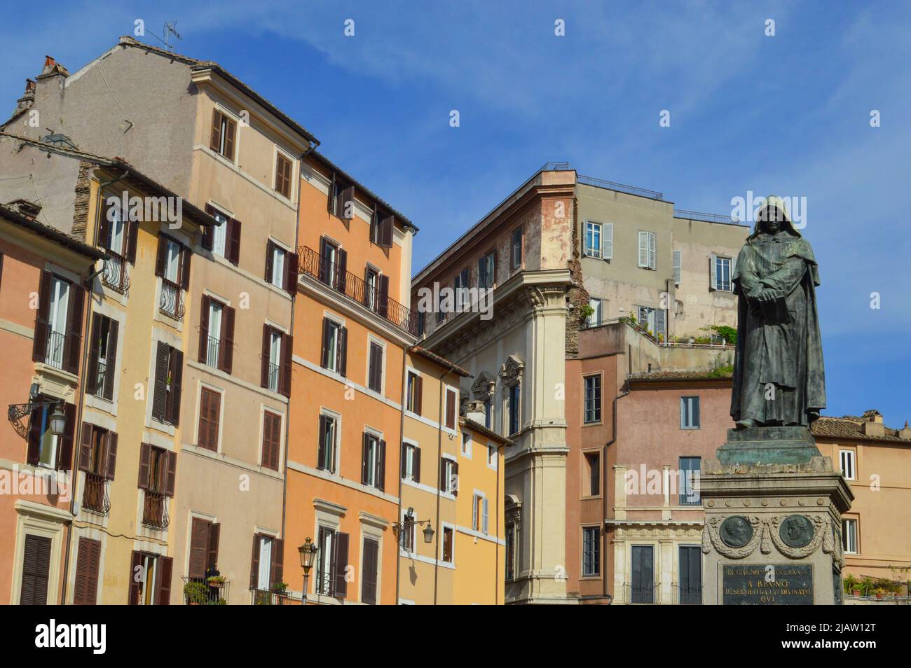 statua di una piazza di roma Foto Stock