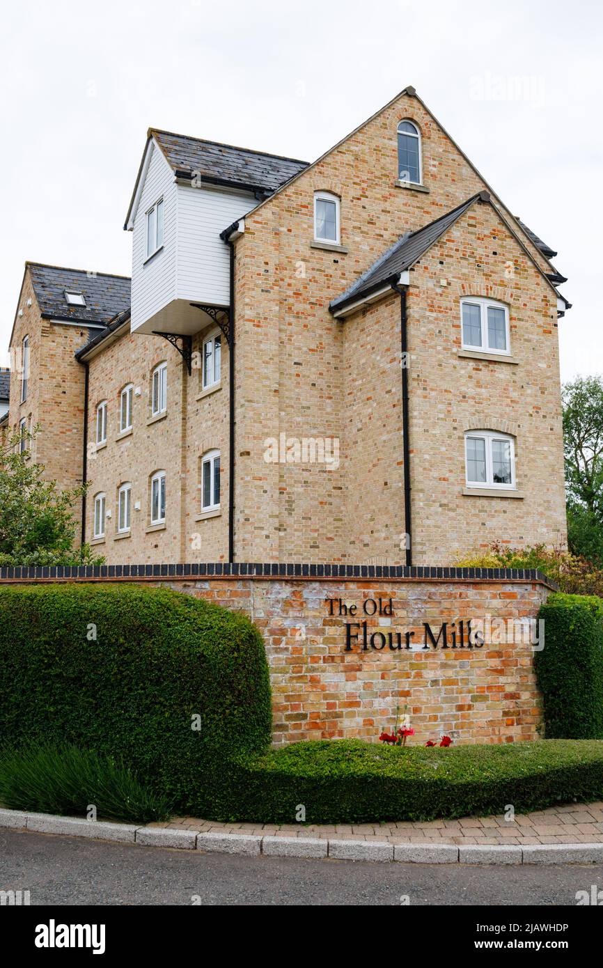 The Old Flour Mills, alloggio residenziale. Offord Cluny, Cambridgeshire, Inghilterra Foto Stock
