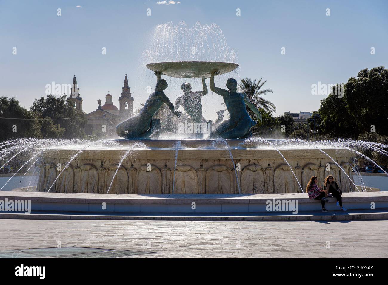 La Fontana del Tritone presso la porta della città a la Valletta, Malta Foto Stock