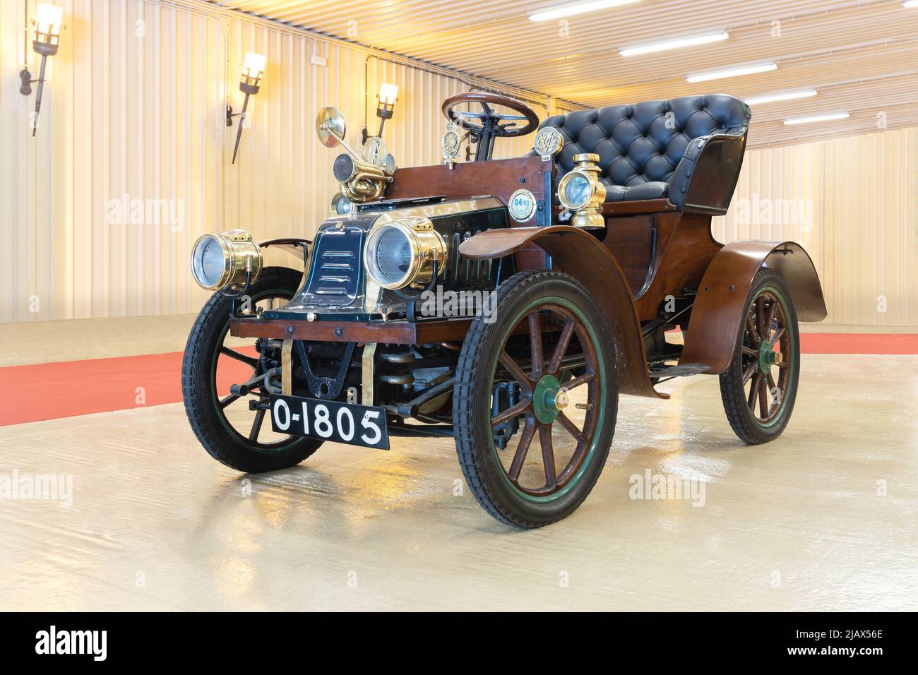 GALDAMES, SPAGNA-8 AGOSTO 2021: 1903 Peugeot 'Baby' Voiturette tipo 54 a Torre Loizaga (Miguel de la Via) Museo dell'automobile Foto Stock
