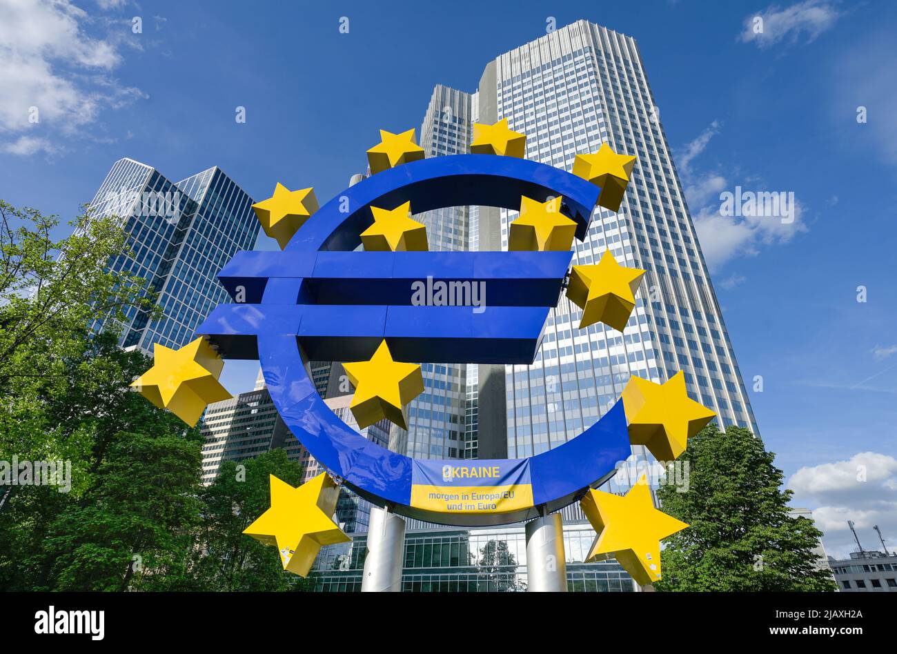 Logo Euro, Eurotower, EZB, Kaiserstraße, Francoforte sul meno, Hessen, Germania Foto Stock
