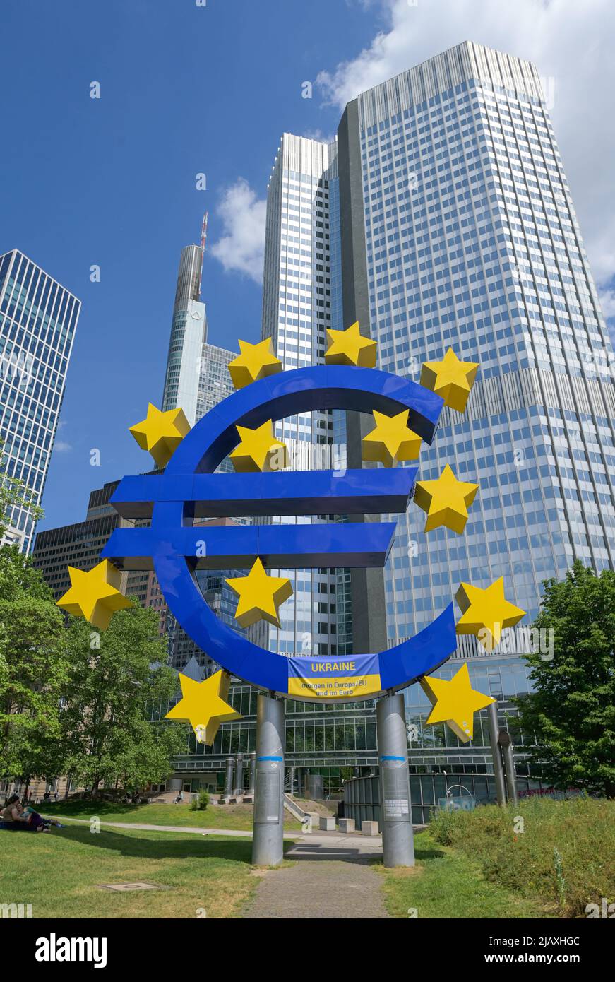 Logo Euro, Eurotower, EZB, Kaiserstraße, Francoforte sul meno, Hessen, Germania Foto Stock