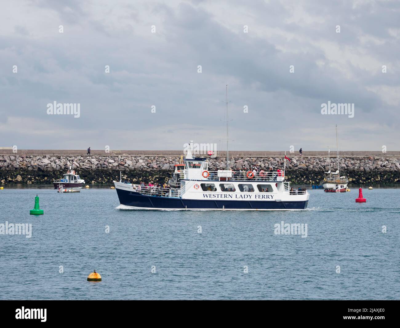 Traghetto Western Lady che parte da Brixham, Devon, Regno Unito Foto Stock