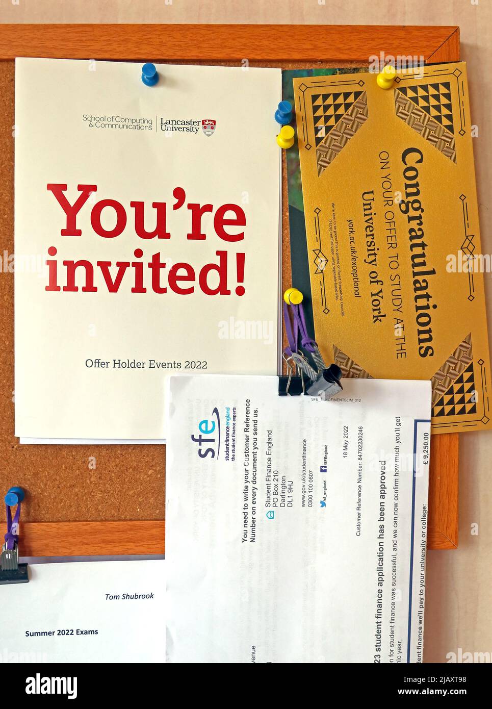 Lettere di invito dell'Università Inglese, dopo I livelli A, lettera di York, Lancaster e SFE - Student Finance England Foto Stock