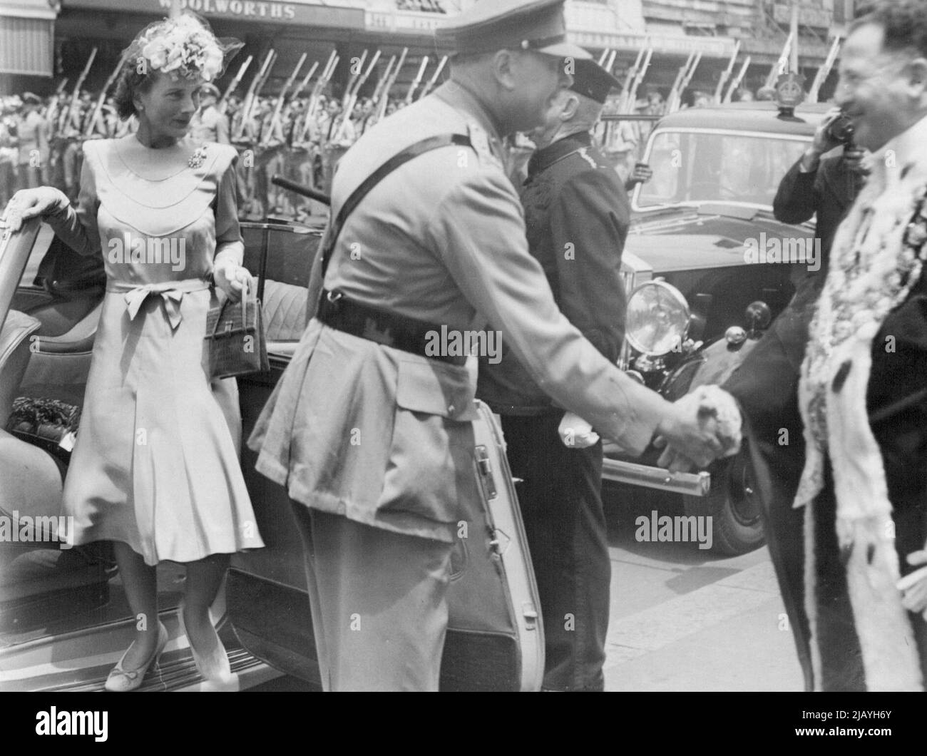 Duca di Gloucester incontra ***** Con la duchessa di Gloucester. Gennaio 14, 1947. Foto Stock